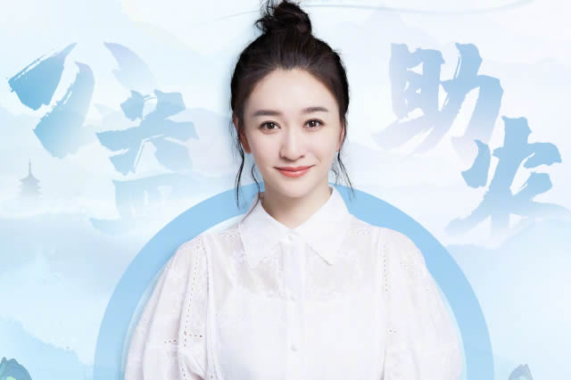霍英东家族合照曝光,大房长子次子站中间,女儿及二房儿子站边上
