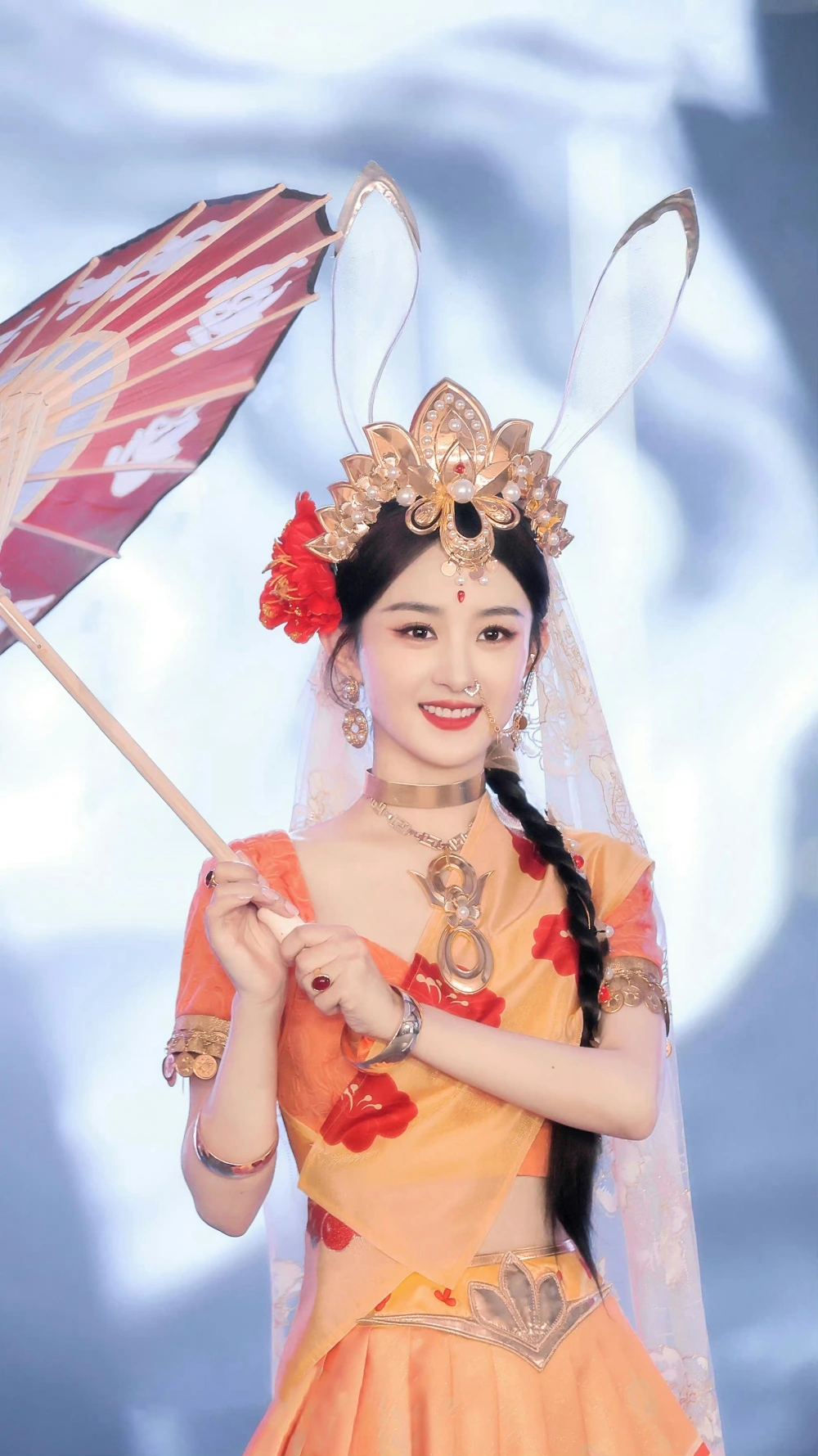 王阳:出道18年,不火。40岁时,在与王宓的妻子结婚后开始流行,但由于欺凌而被推翻