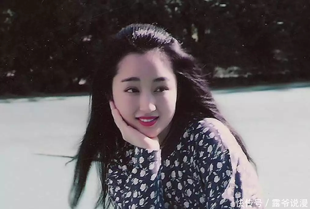 曾经的艺鹭前女友,丈夫死于狱中,留下130亿元遗产,她却选择了“重拍”